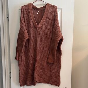 Free People V-Neck long Knit Sweater - Rust